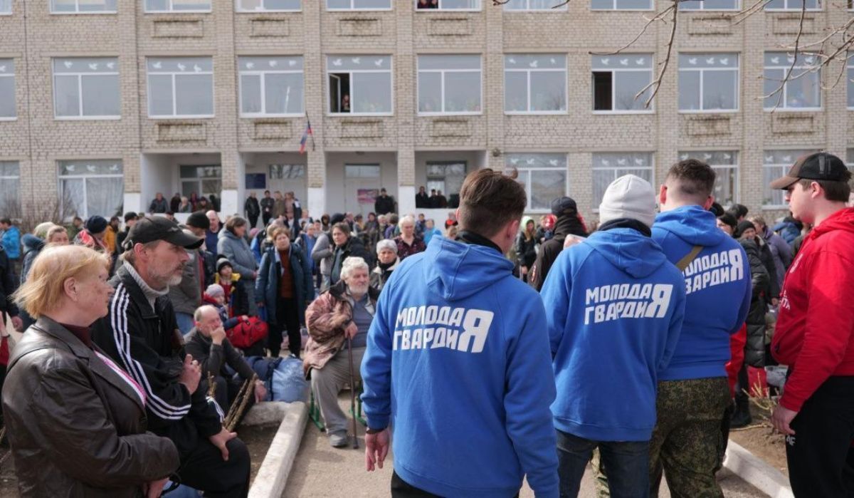 «Молодая Гвардия» и «Волонтёрская Рота» получают массу заявок на поиск жителей Мариуполя 