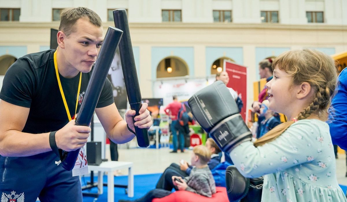 Семейный фестиваль «Спортлэнд» приглашает в Гостиный Двор
