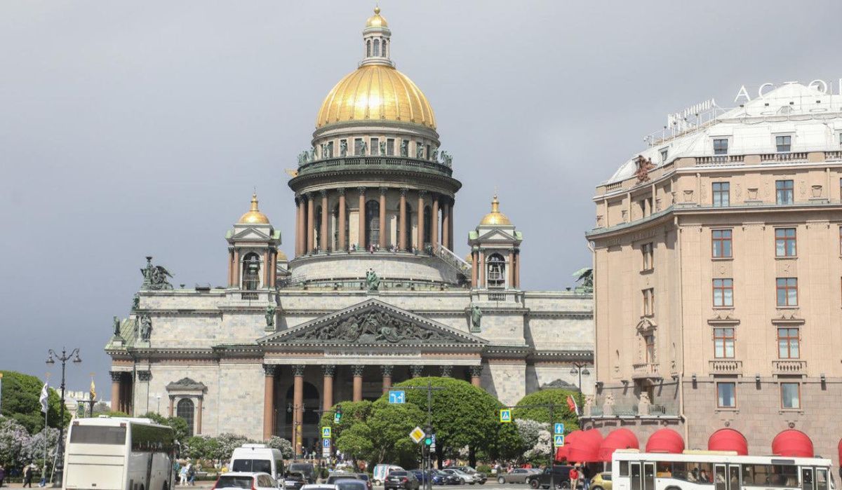 Петербург стал самым популярным направлением для осеннего отпуска