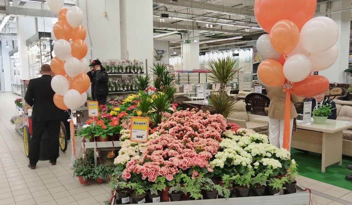 Российские бренды заняли 47% в составе арендаторов аутлетов Москвы и Петербурга