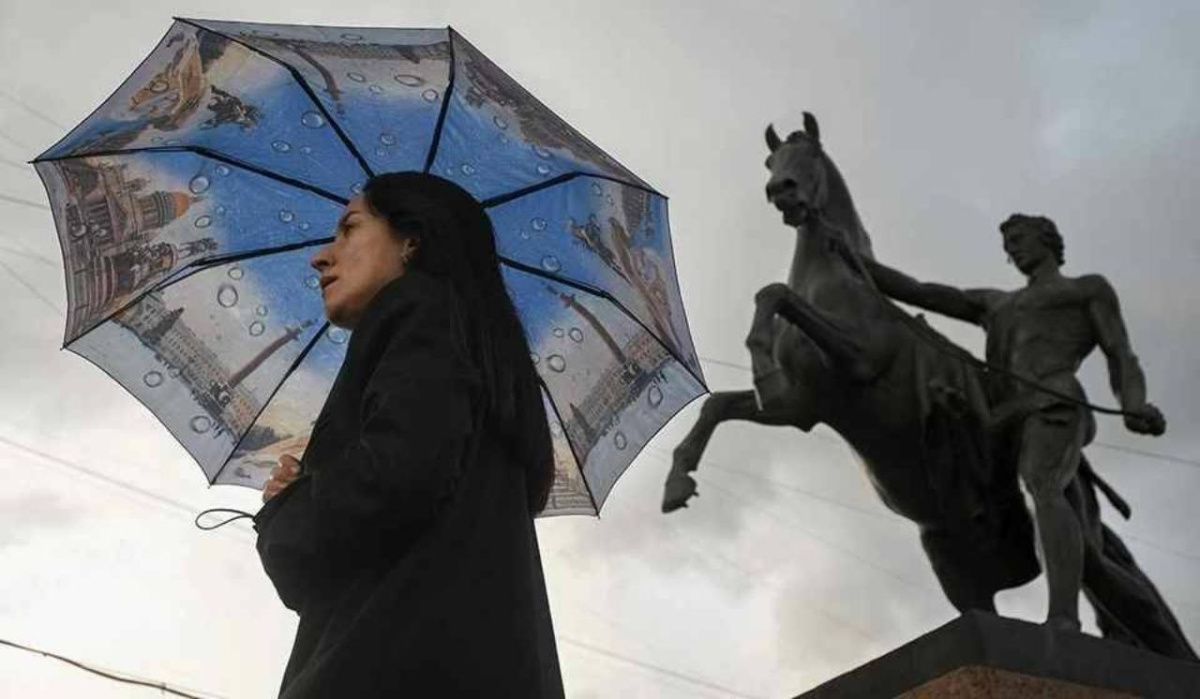 &quot;Петербург почувствует дыхание осени&quot;: синоптики о погоде на 16 сентября