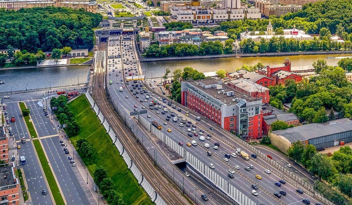 Движение на нескольких московских улицах ограничили с 11 сентября