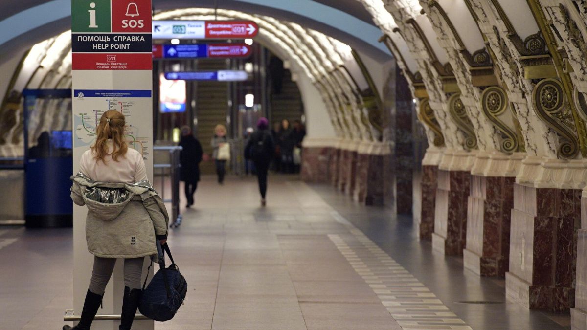 Метро для пиара Беглова. Открытие двух станций «коричневой» линии подземки только усугубят транспортный коллапс Петербурга