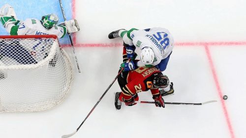 КХЛ дисквалифицировала игрока «Салавата Юлаева» за удар в голову соперника