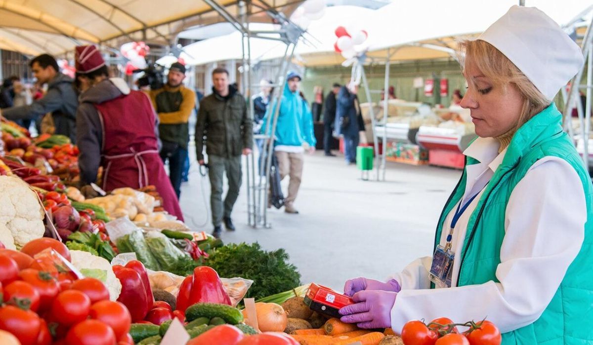 В Красноярске на ярмарке продадут метровую колбасу