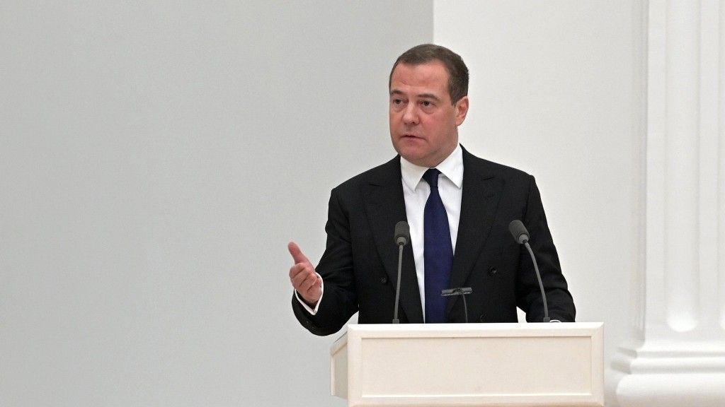 Медведев: Украина – это, безусловно, Россия
