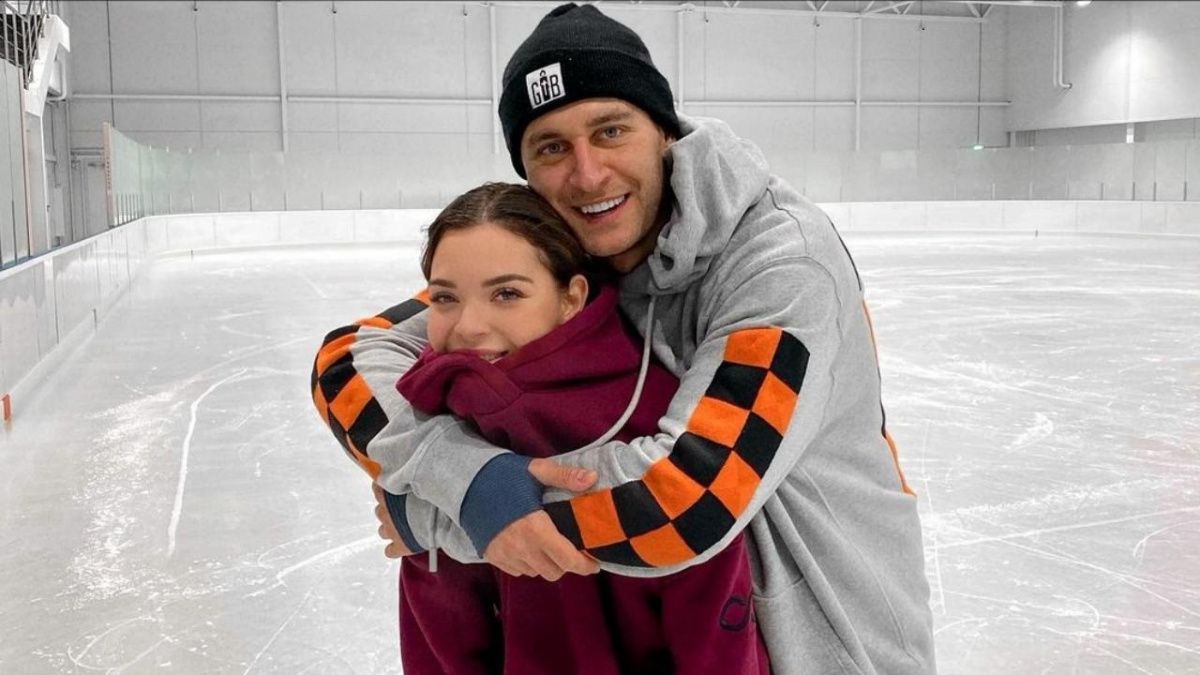 Аделина Сотникова покинула шоу «Ледниковый период»