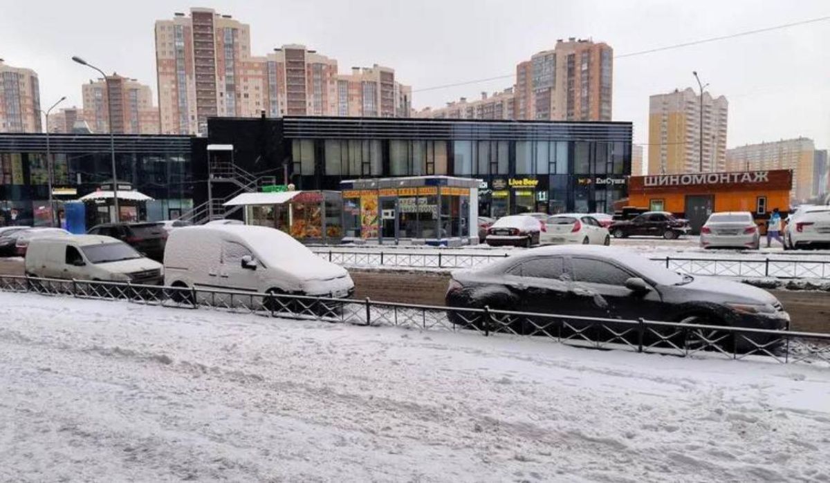 О низком атмосферном давлении предупредили синоптики петербуржцев