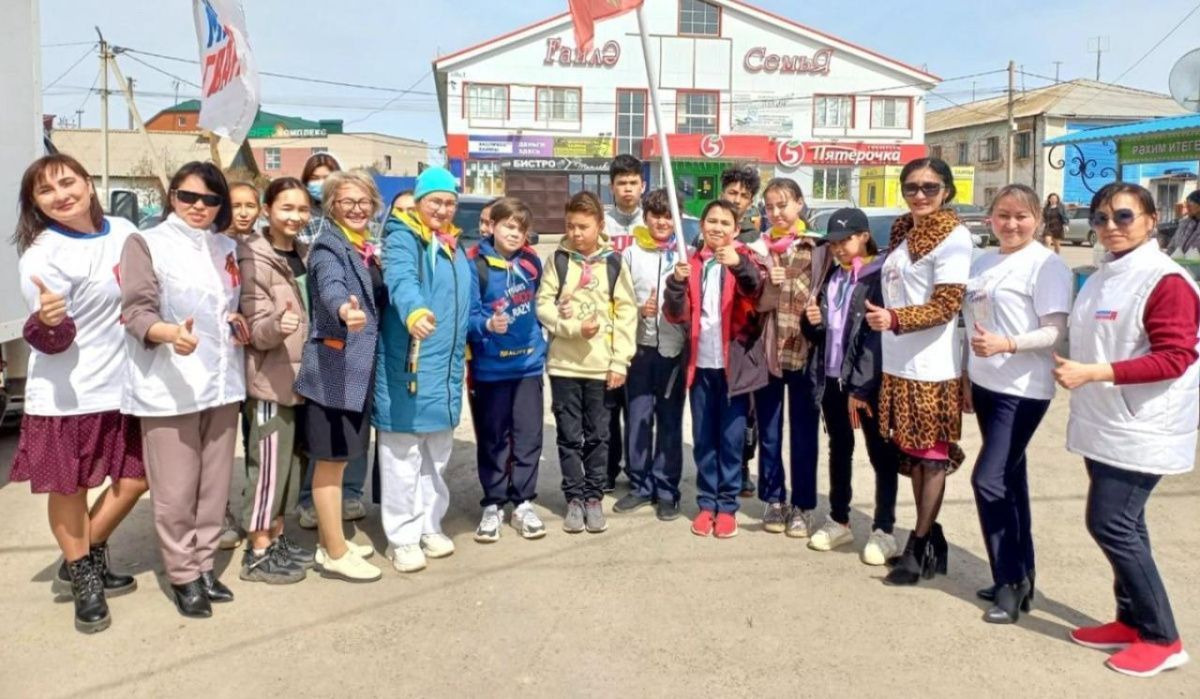 Молодогвардейцы Хайбуллинского района провели акцию «Георгиевская ленточка»
