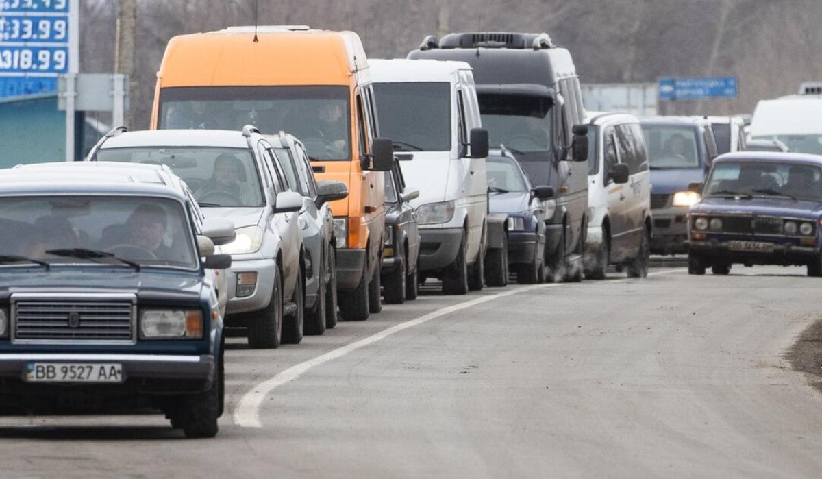 ВСУ обстреляли колонну с беженцами