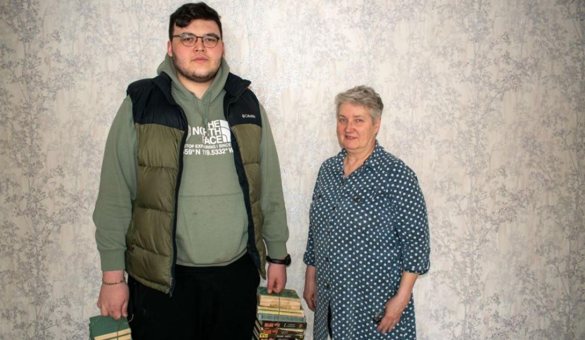 Молодогвардейцы Уфы поддержали акцию «Книги - Донбассу»