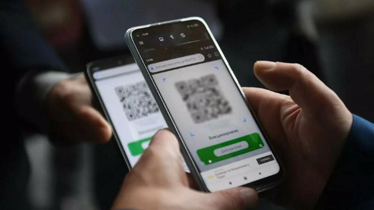 Руководитель Омской области не видит необходимости вводить QR-коды на транспорте