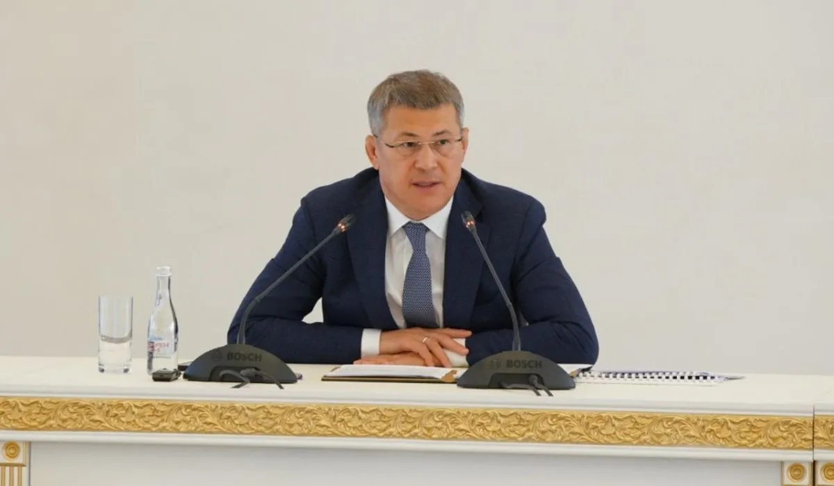 Глава Башкирии подписал указ об увековечении памяти первого президента республики 
